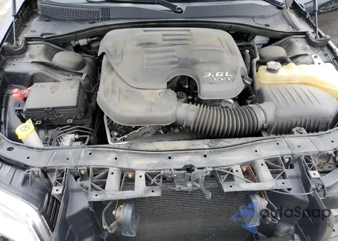 2015 Chrysler 300 Limited из США, поврежденный, VIN 2C3CCARG7FH923482